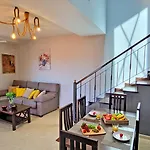 Casa Ela *